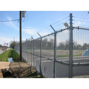Wire Mesh Fence with Three Line Barbed Wire